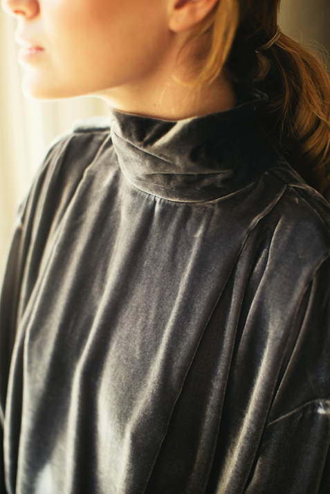 Conjunto Mater Gris terciopelo